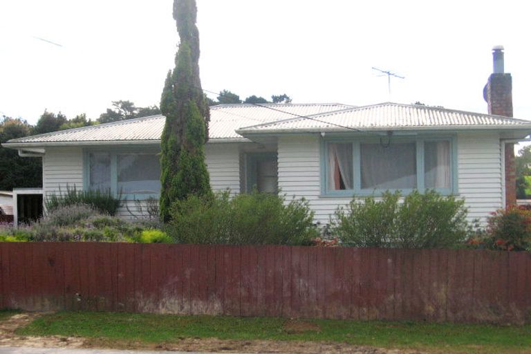 Photo of property in 2/32a Helena Street, Massey, Auckland, 0614