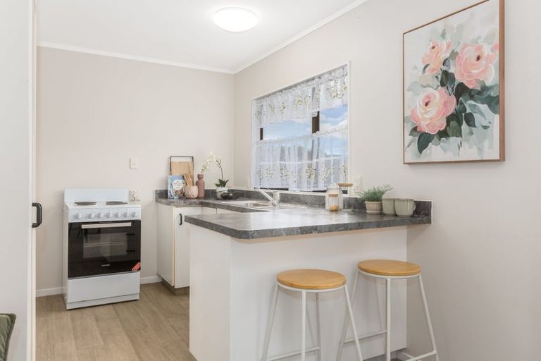 Photo of property in 1a Burden Avenue, Wainuiomata, Lower Hutt, 5014