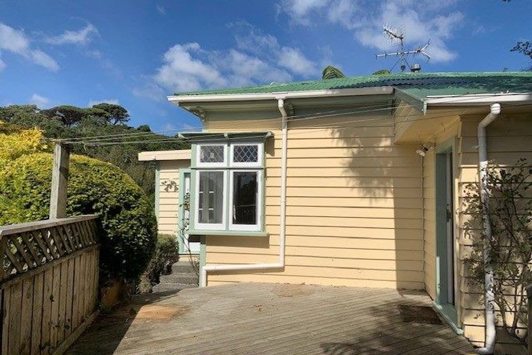 Photo of property in 78 Glenmore Street, Northland, Wellington, 6012