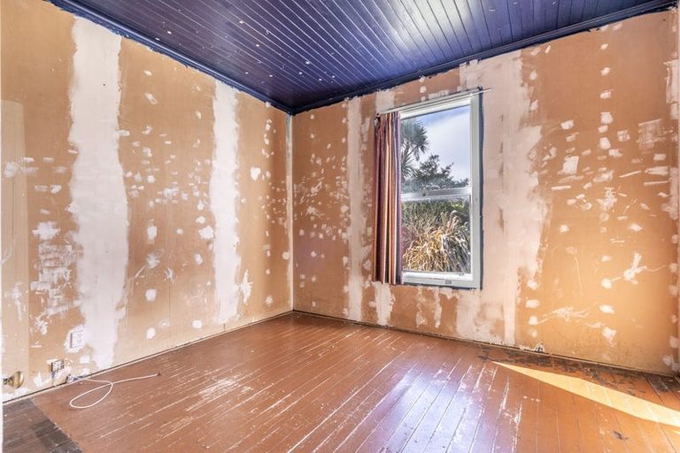 Photo of property in 4 Waverley Street, East Gore, Gore, 9710