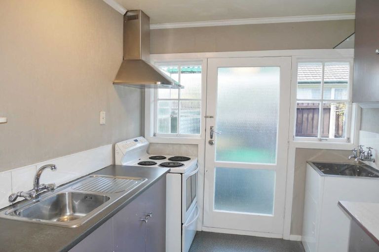 Photo of property in 4/990 Colombo Street, St Albans, Christchurch, 8014