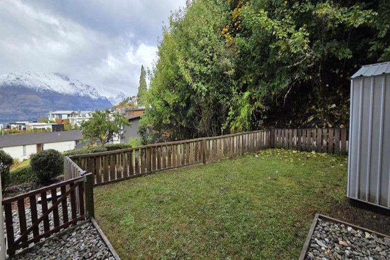 Photo of property in St Andrews Park, 3 Saint Lukes Lane, Queenstown, 9300