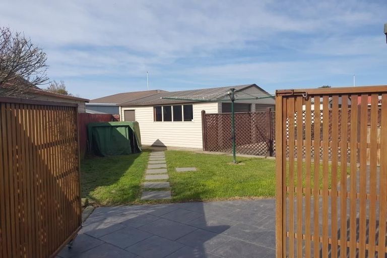 Photo of property in 8 Raymond Road, Bromley, Christchurch, 8062