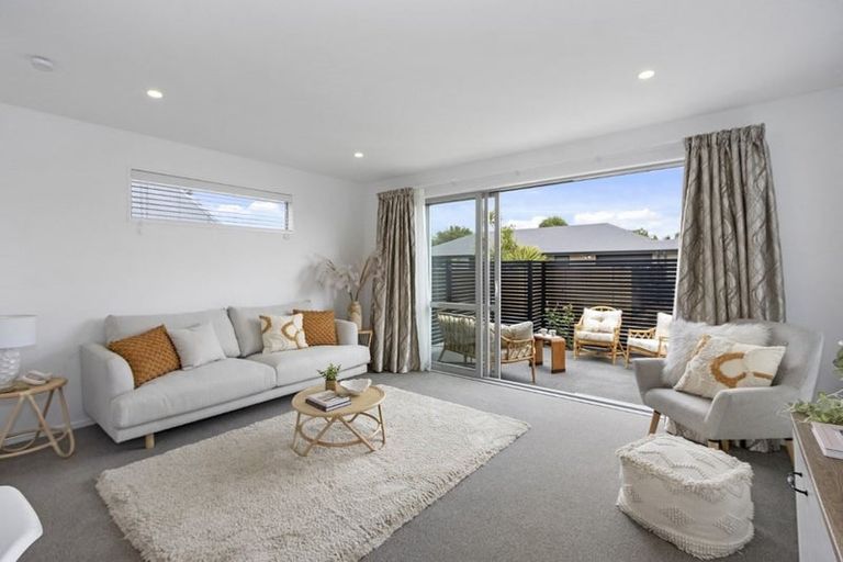 Photo of property in 7b/2 Arosa Place, Parklands, Christchurch, 8083