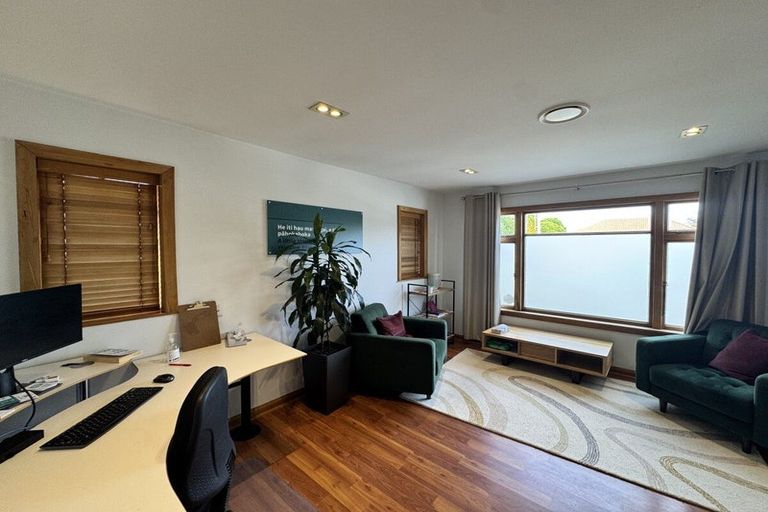 Photo of property in 1/270 Cranford Street, St Albans, Christchurch, 8052
