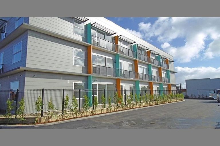 Photo of property in 19 Charles Street, Papatoetoe, Auckland, 2025