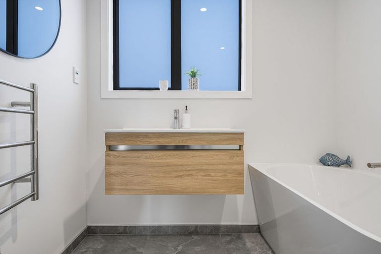 Photo of property in 207 West Belt, Rangiora, 7400