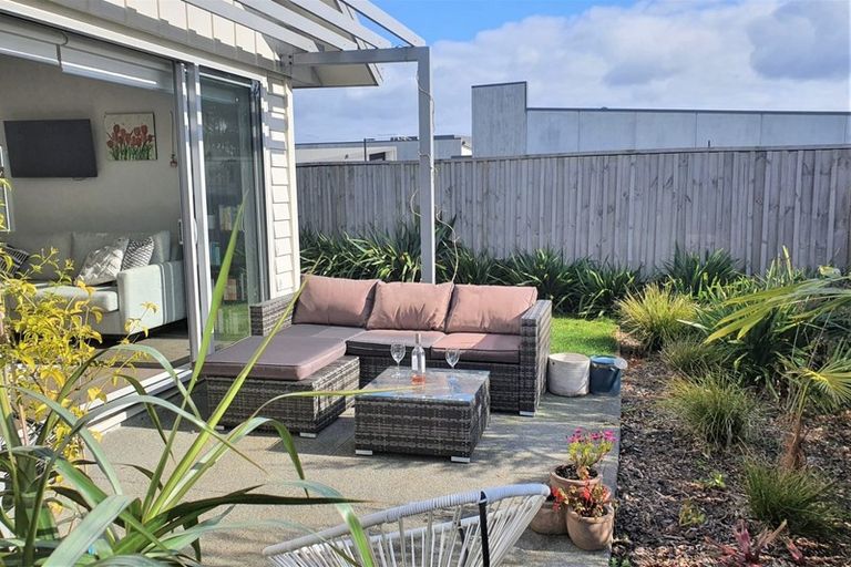 Photo of property in 13 Fairwater Road, Warkworth, 0910