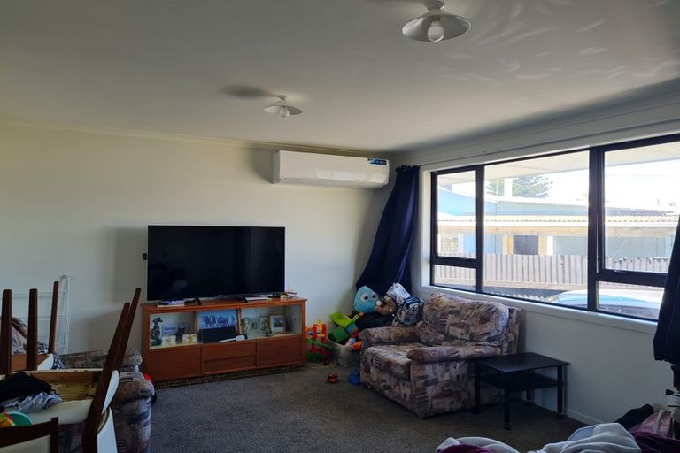 Photo of property in 3 Waitai Street, Castlecliff, Whanganui, 4501