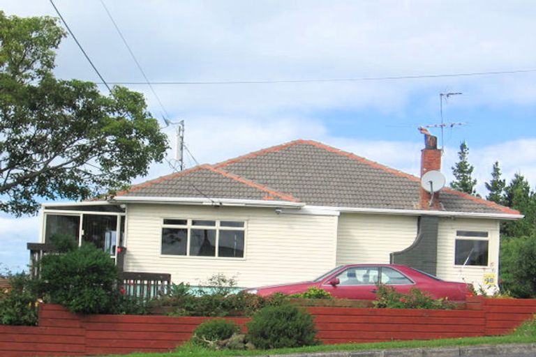 Photo of property in 48 West Coast Road, Glen Eden, Auckland, 0602