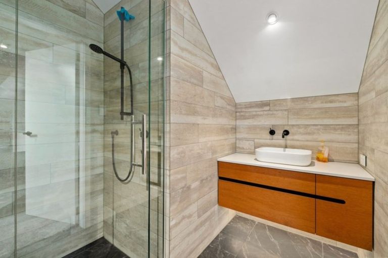 Photo of property in 49 Kirimoko Crescent, Wanaka, 9305