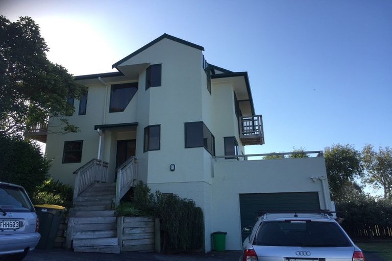 Photo of property in 16 Kassa Rise, Helensville, 0800