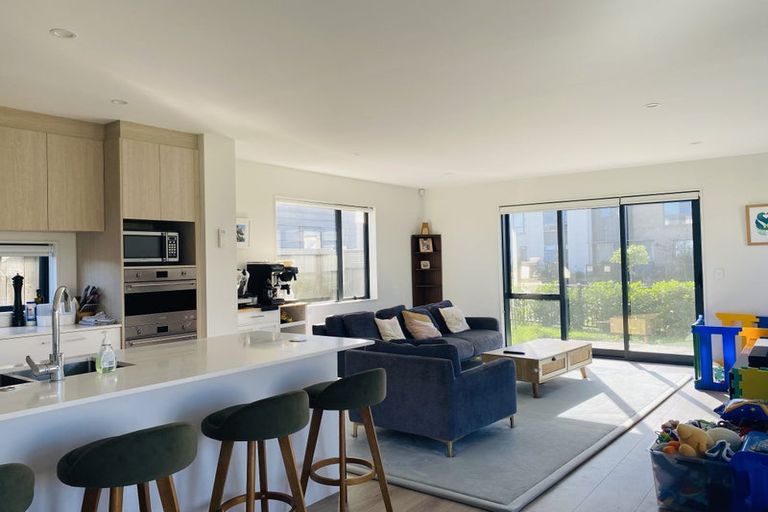 Photo of property in 33 Adlam Lane, Takanini, 2112