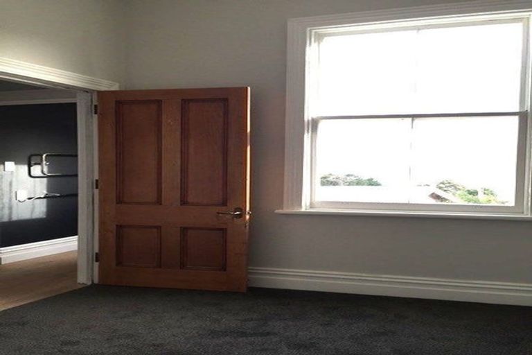 Photo of property in 66 Palmerston Road, Birkenhead, Auckland, 0626
