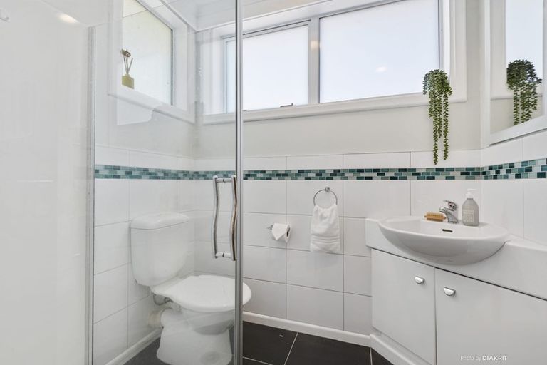 Photo of property in 41 Donald Street, Karori, Wellington, 6012