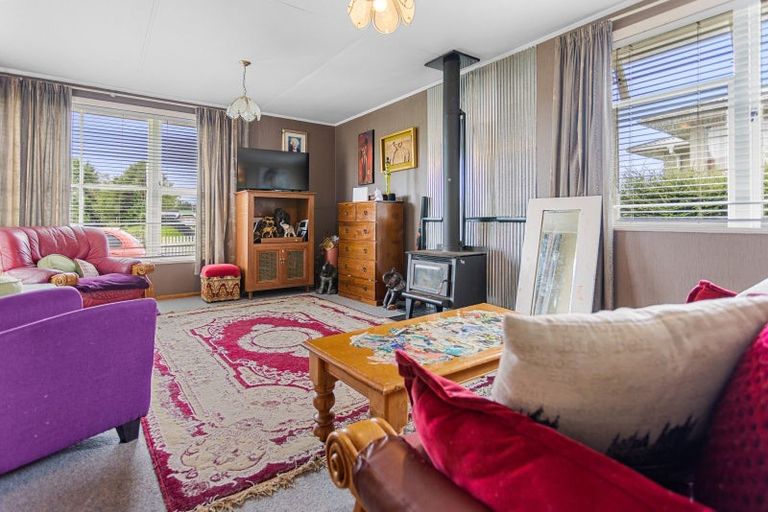 Photo of property in 19 Edward Street, Tokoroa, 3420