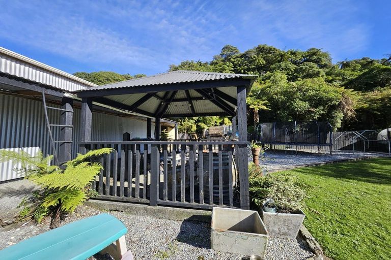 Photo of property in 232 Marsden Road, Greymouth, 7805