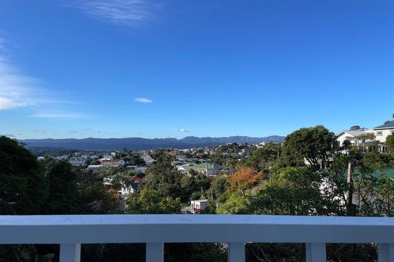 Photo of property in 85 Todman Street, Brooklyn, Wellington, 6021