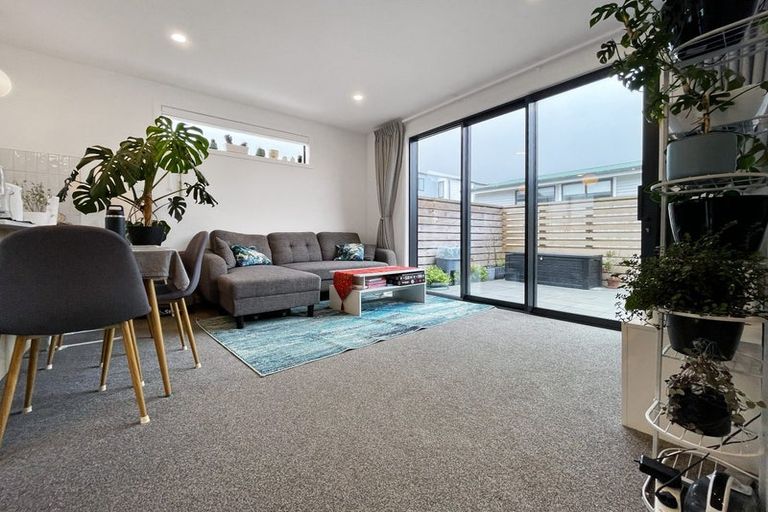 Photo of property in 1u3 Elliott Street, Johnsonville, Wellington, 6037