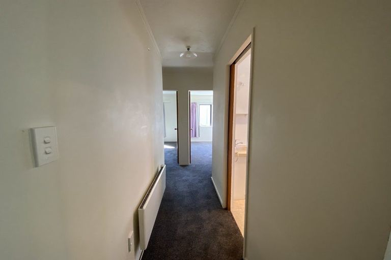 Photo of property in 21f4 Rotoiti Street, Johnsonville, Wellington, 6037