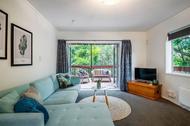 Photo of property in 1/17 Havenwood Place, Birkenhead, Auckland, 0626