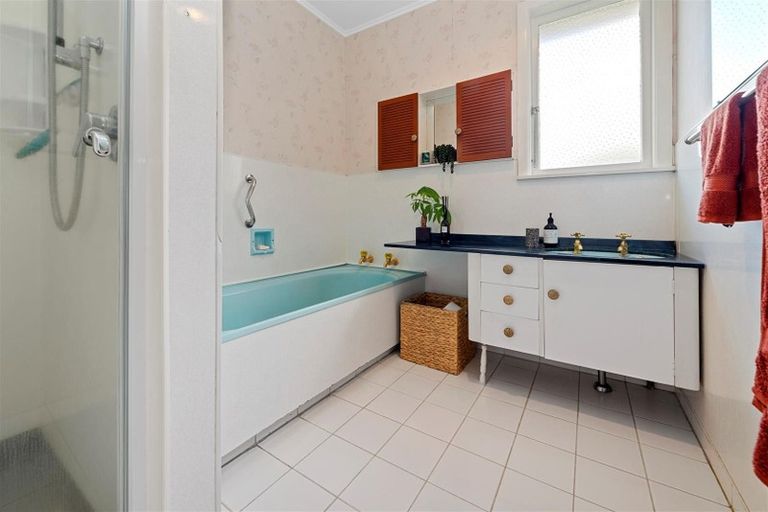 Photo of property in 1 Delphi Place, Sunnybrook, Rotorua, 3015