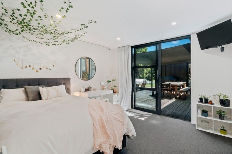 Photo of property in 19 Glenaray Crescent, Wanaka, 9305