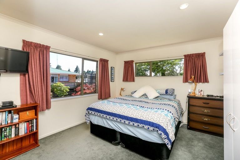 Photo of property in 5 Rimu Street, Inglewood, 4330