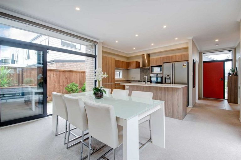 Photo of property in 21 Mapou Road, Hobsonville, Auckland, 0616