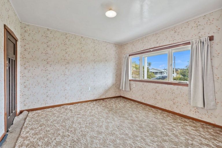Photo of property in 54 Valley Road, Hikurangi, 0114