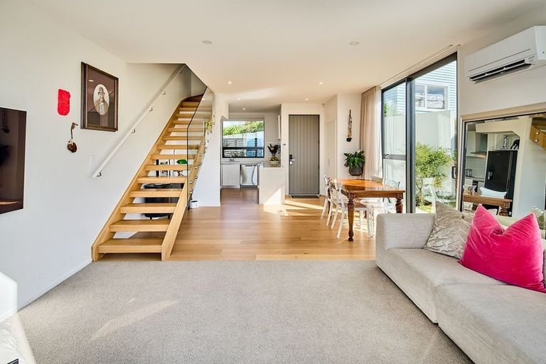 Photo of property in 6/78 Orangi Kaupapa Road, Northland, Wellington, 6012