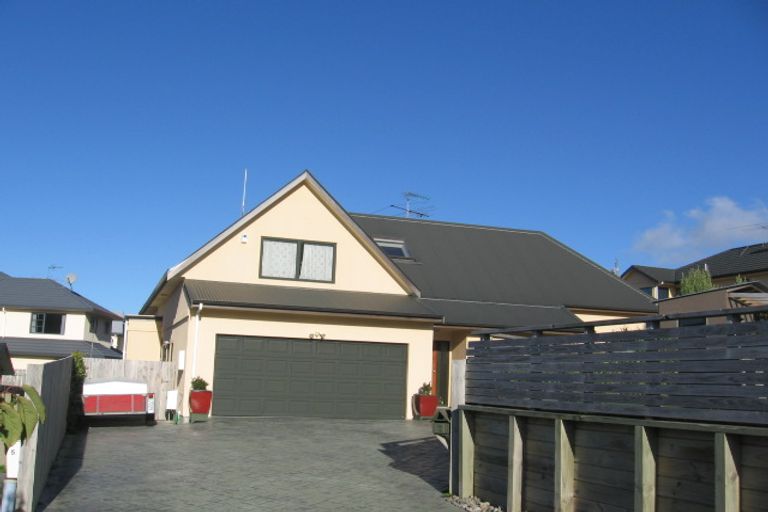 Photo of property in 7 Claverton Grove, Churton Park, Wellington, 6037