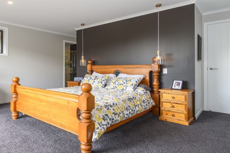 Photo of property in 43r Oceana Drive, Welcome Bay, Tauranga, 3175