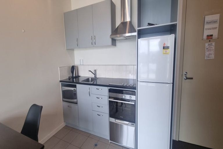 Photo of property in Royal Court Apartments, 1193unit Hinemoa Street, Rotorua, 3010