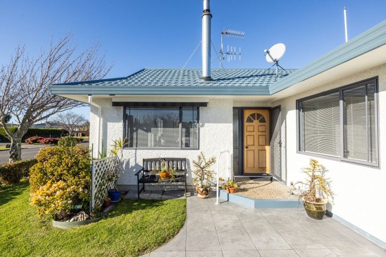 Photo of property in 21 Elbourne Street, Taradale, Napier, 4112