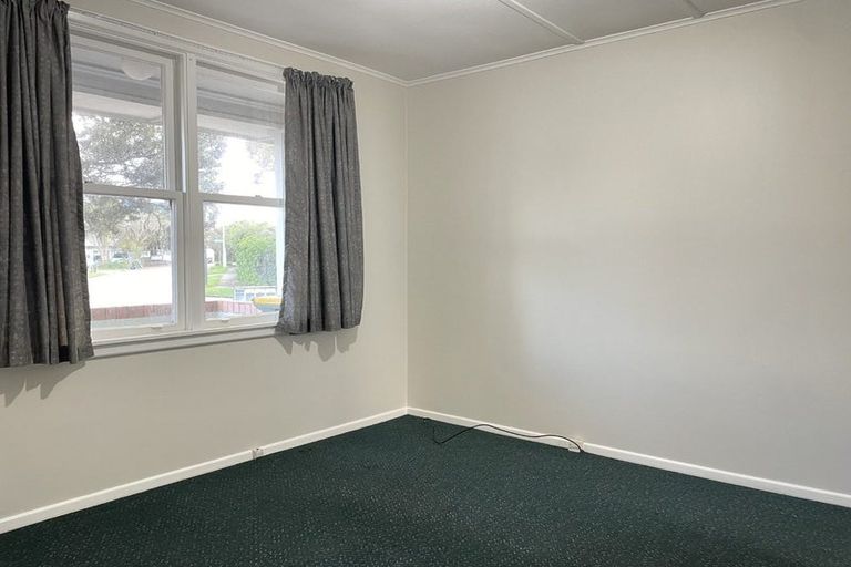 Photo of property in 9-38 Barber Grove, Moera, Lower Hutt, 5010