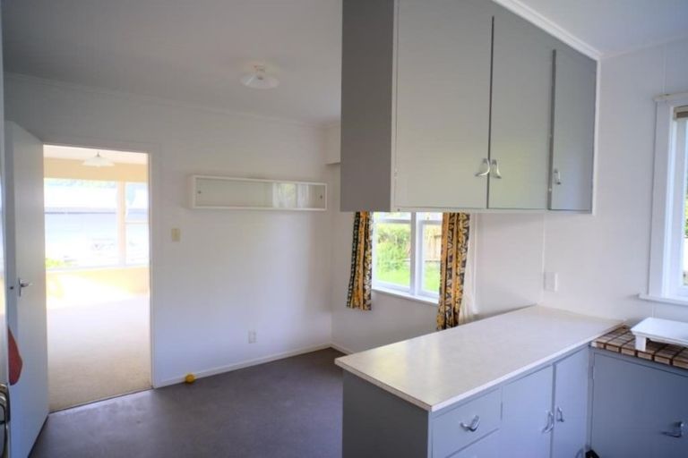 Photo of property in 39 Thornley Street, Titahi Bay, Porirua, 5022