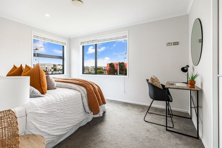 Photo of property in 2 Sidney Wallingford Way, Hobsonville, Auckland, 0616