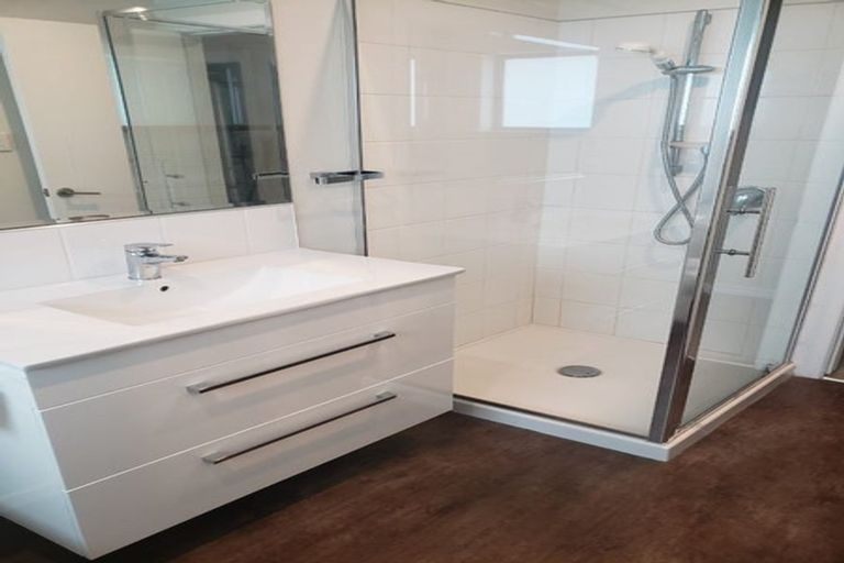 Photo of property in 13 Stock Street, Brooklyn, Wellington, 6021