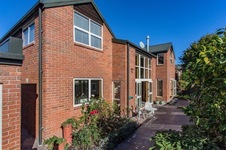 Photo of property in 69 Watford Street, Strowan, Christchurch, 8052