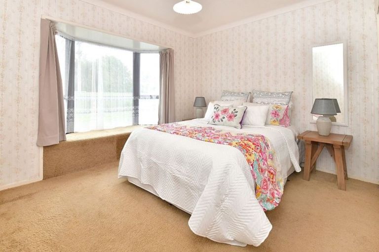 Photo of property in 73 Kauri Road, Stanmore Bay, Whangaparaoa, 0932