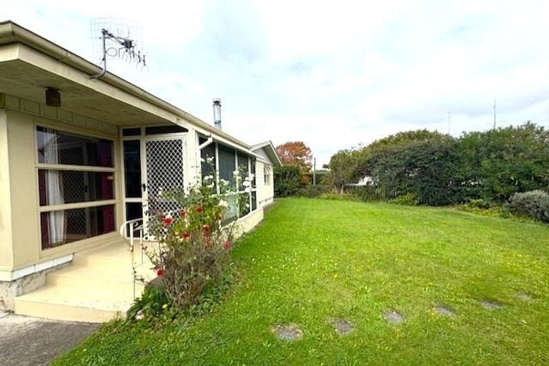 Photo of property in 412 Huia Place, Camberley, Hastings, 4120