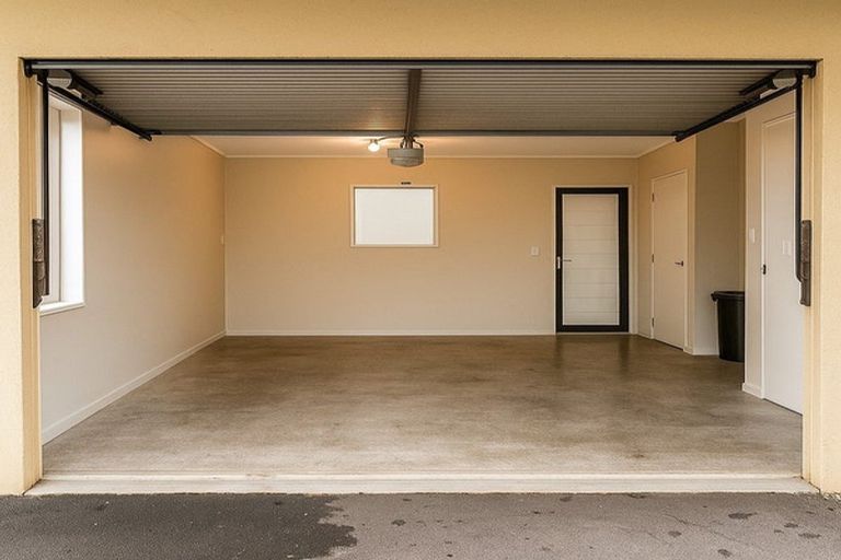 Photo of property in 1/7 Raroa Road, Hutt Central, Lower Hutt, 5010