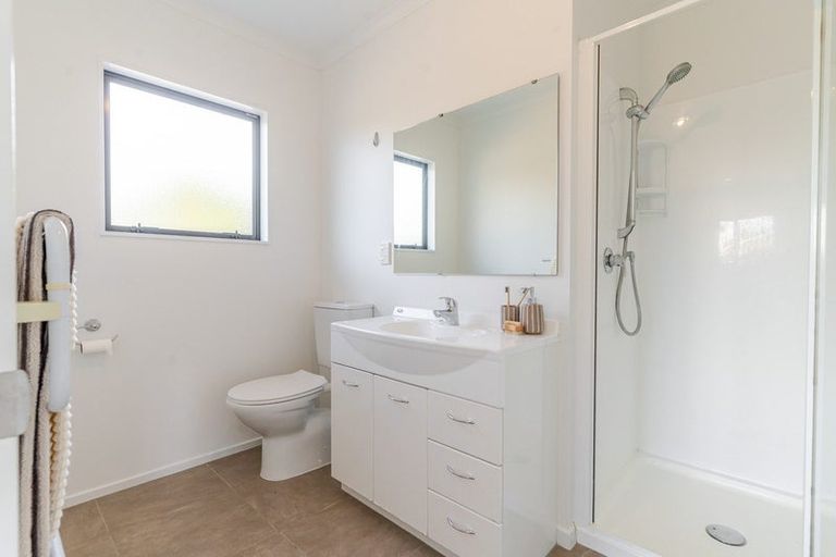 Photo of property in 23 Charles Street, Carterton, 5713