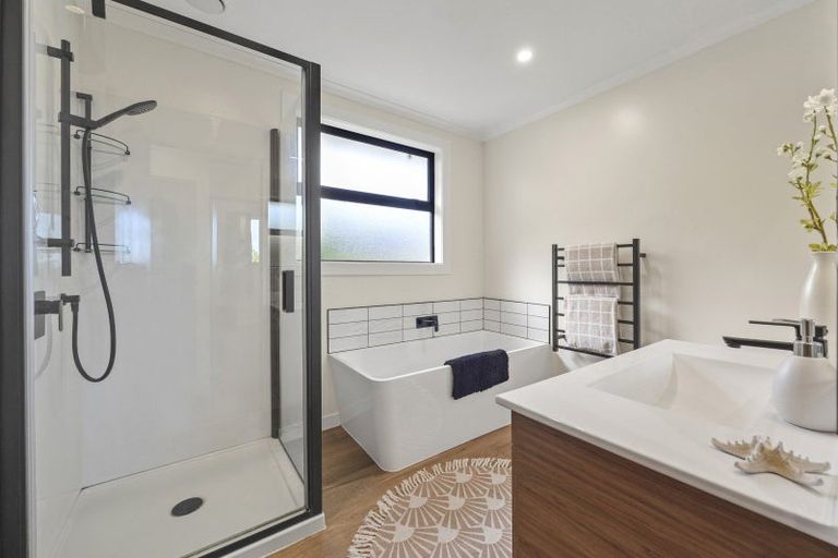 Photo of property in 13 Seaview Road, Brighton, Dunedin, 9035