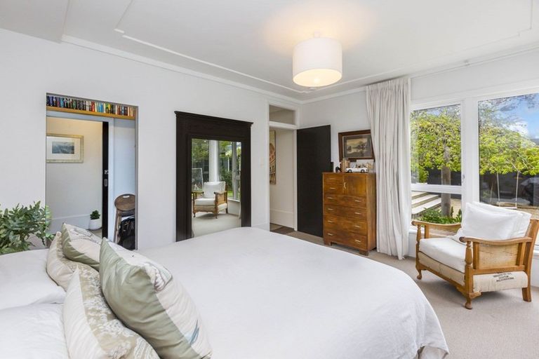 Photo of property in 292 Fergusson Drive, Heretaunga, Upper Hutt, 5018