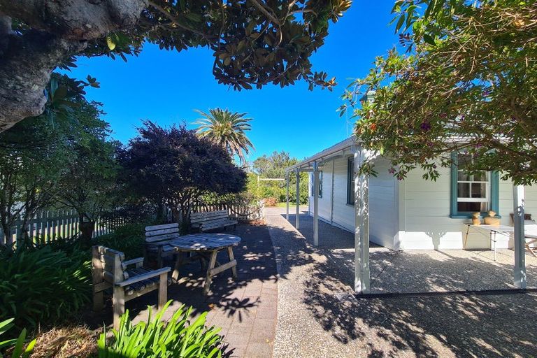 Photo of property in 1699 Rings Road, Coromandel, 3506