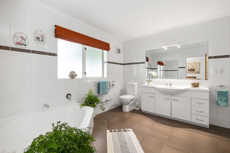 Photo of property in 33r Phillips Drive, Oropi, Tauranga, 3173