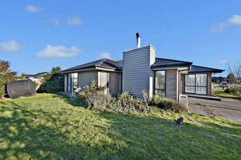 Photo of property in 1 Lloyds Close, Rolleston, 7614