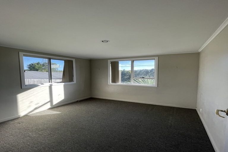 Photo of property in 94 Don Buck Road, Massey, Auckland, 0614